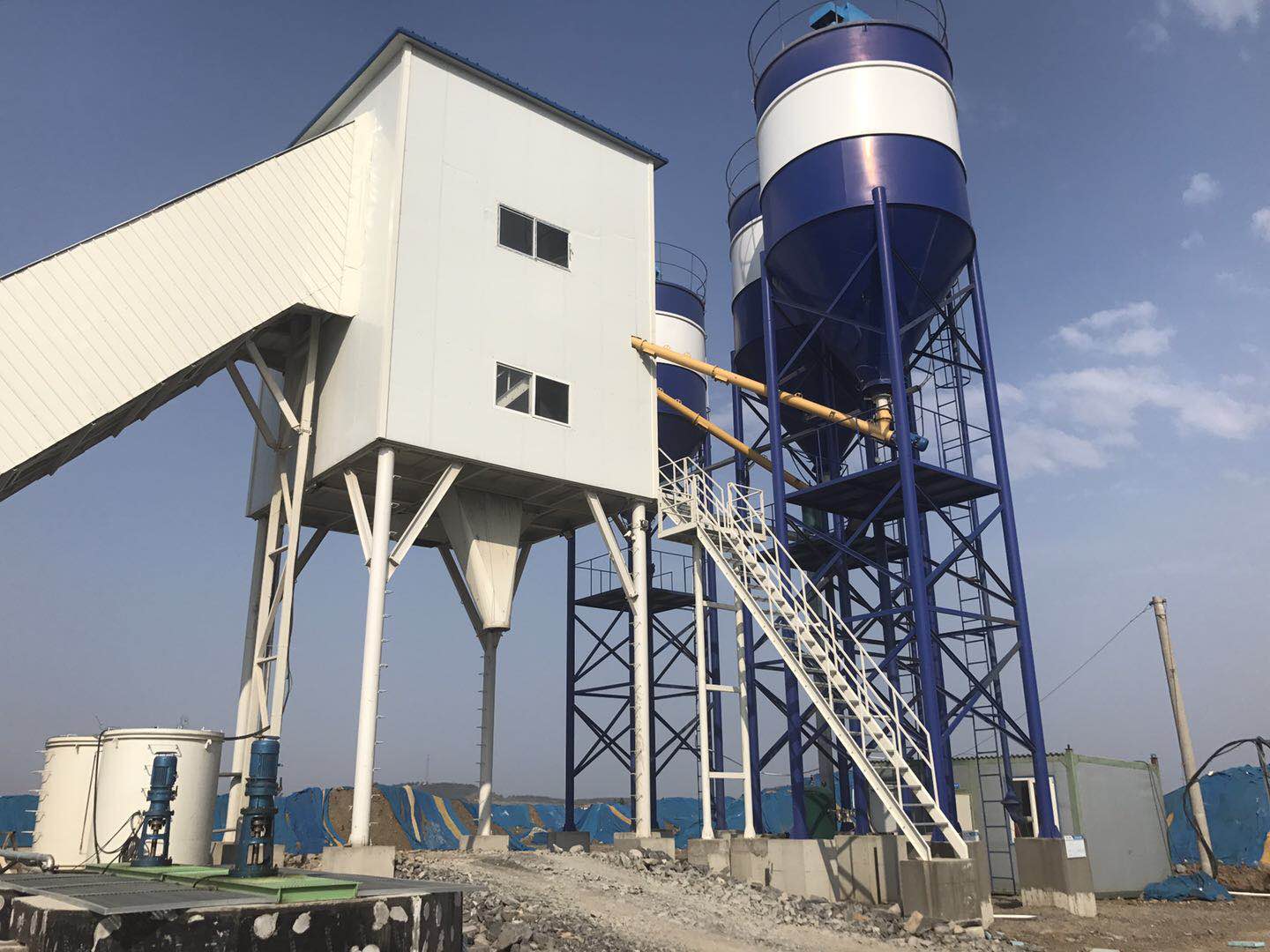 立轴行星式搅拌机